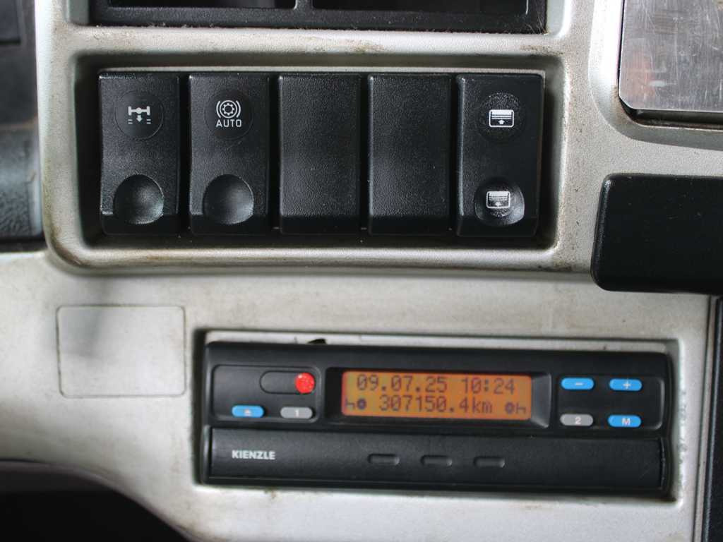 Vlačilec Renault MAGNUM 440.18, EURO 3: slika 8