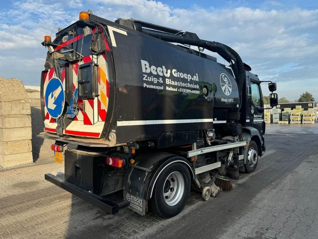 DAF FA LF55 - Vozilo za pometanje: slika 4 DAF FA LF55 - Vozilo za pometanje: slika 4