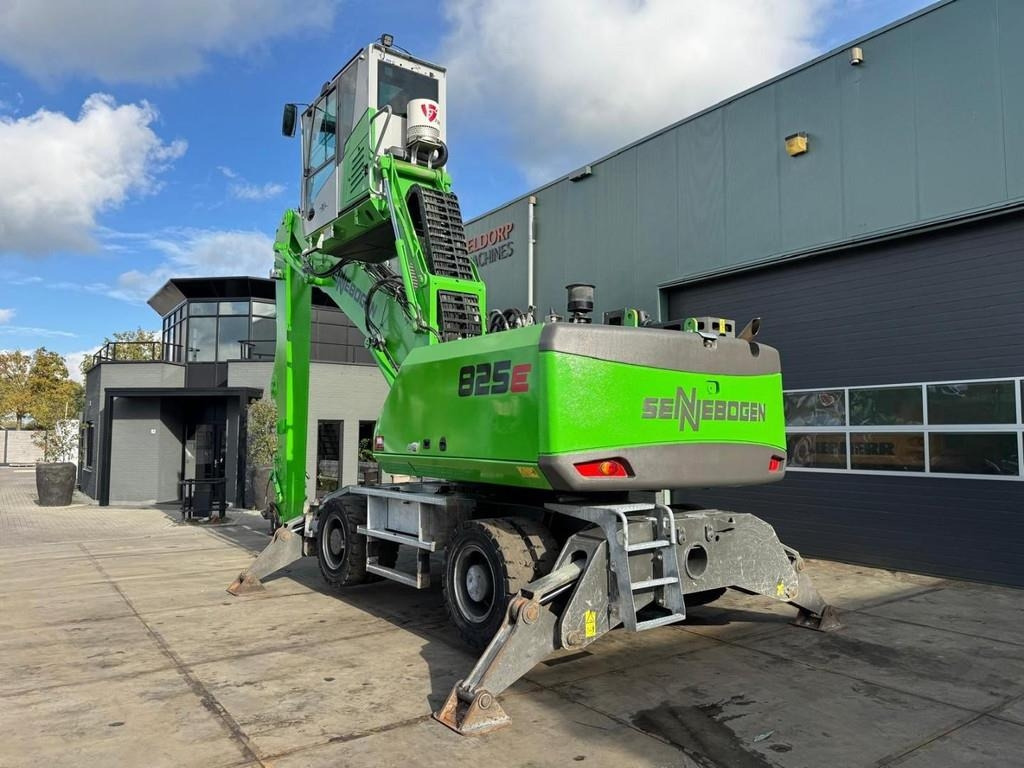Sennebogen 825M E - Bager za prekladanje primarnih/ Sekundarnih surovin: slika 4 Sennebogen 825M E - Bager za prekladanje primarnih/ Sekundarnih surovin: slika 4