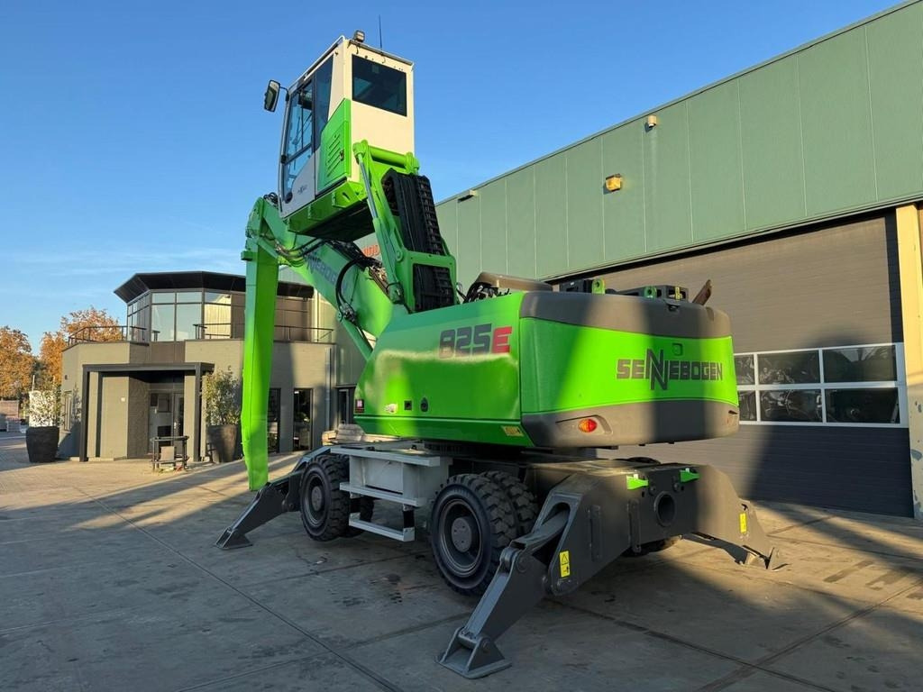 Sennebogen 825M E - Bager za prekladanje primarnih/ Sekundarnih surovin: slika 2 Sennebogen 825M E - Bager za prekladanje primarnih/ Sekundarnih surovin: slika 2