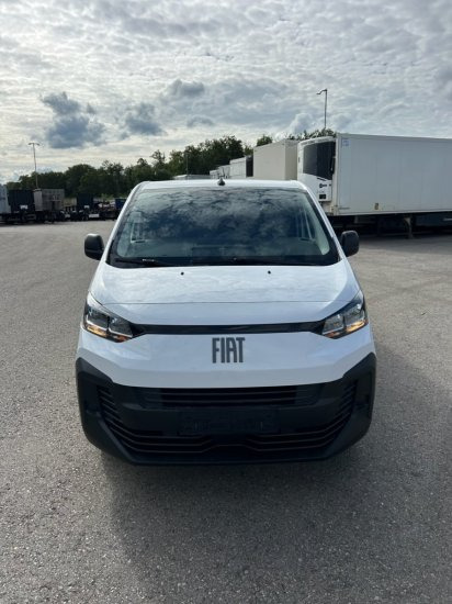 Fiat Scudo M BlueDHi 120 6-Gang - Furgon: slika 2 Fiat Scudo M BlueDHi 120 6-Gang - Furgon: slika 2