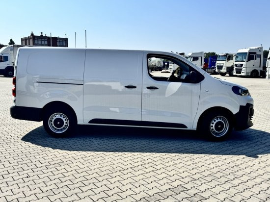 Fiat Scudo M BlueDHi 120 6-Gang - Furgon: slika 5 Fiat Scudo M BlueDHi 120 6-Gang - Furgon: slika 5