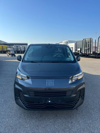 Fiat Scudo Maxi BlueDHi 120 6-Gang - Furgon: slika 2 Fiat Scudo Maxi BlueDHi 120 6-Gang - Furgon: slika 2