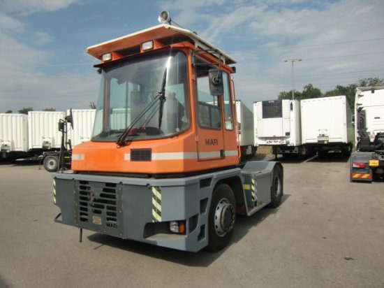 MAFI Hofschlepper MT32Z - Terminalski traktor: slika 1 MAFI Hofschlepper MT32Z - Terminalski traktor: slika 1