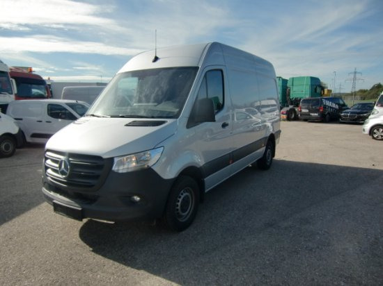 Mercedes-Benz Sprinter 319 CDI Standard, el.Schiebetür ,Exportpreis ohne Nova - Furgon: slika 1 Mercedes-Benz Sprinter 319 CDI Standard, el.Schiebetür ,Exportpreis ohne Nova - Furgon: slika 1