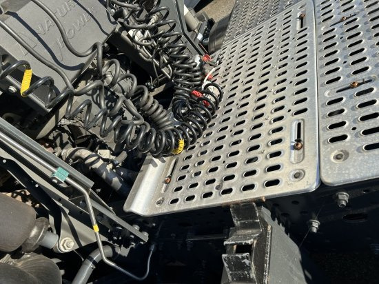 Iveco Stralis 460 Gas, 2 LNG-Tanks, Retarder, Leder - Vlačilec: slika 5 Iveco Stralis 460 Gas, 2 LNG-Tanks, Retarder, Leder - Vlačilec: slika 5