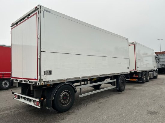 Volvo FH 500 6x2 Getränkekomplettzug, Orten Getränkeaufbau - Tovornjak za prevoz pijač: slika 4 Volvo FH 500 6x2 Getränkekomplettzug, Orten Getränkeaufbau - Tovornjak za prevoz pijač: slika 4