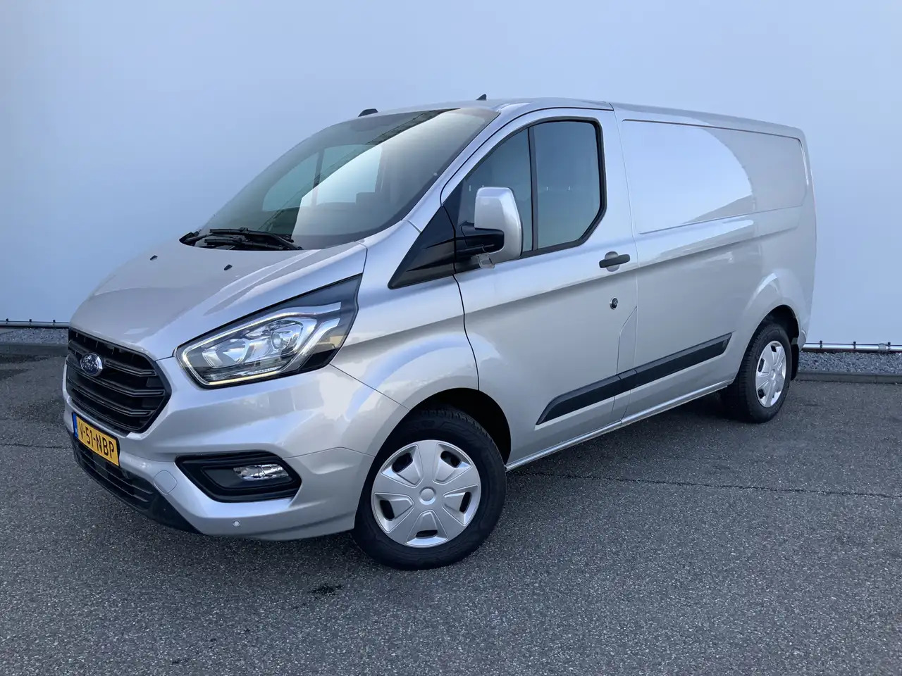 Ford Transit Custom 300 2.0 TDCI L1H1 Limited Airco Cruise Camera 3 Zi - Drugi stroj: slika 1 Ford Transit Custom 300 2.0 TDCI L1H1 Limited Airco Cruise Camera 3 Zi - Drugi stroj: slika 1