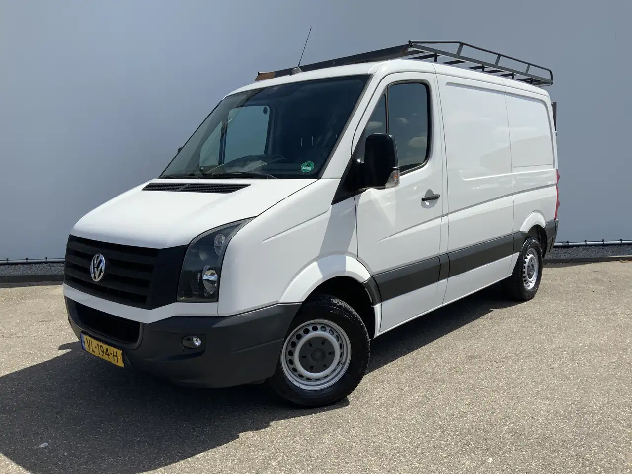 Volkswagen Crafter 35 2.0 TDI L1H1 Airco Cruise 3 Zits Trekhaak 2000 - Drugi stroj: slika 1 Volkswagen Crafter 35 2.0 TDI L1H1 Airco Cruise 3 Zits Trekhaak 2000 - Drugi stroj: slika 1