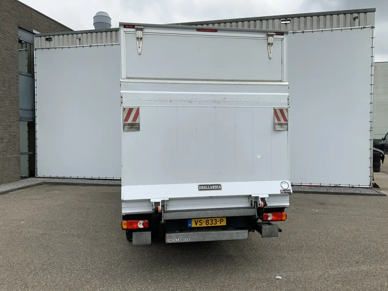 Fiat Ducato 35H 2.3 MultiJet L3H1 Meubelbak & Lift & Zijdeur A - Dostavno vozilo z zabojnikom: slika 2 Fiat Ducato 35H 2.3 MultiJet L3H1 Meubelbak & Lift & Zijdeur A - Dostavno vozilo z zabojnikom: slika 2