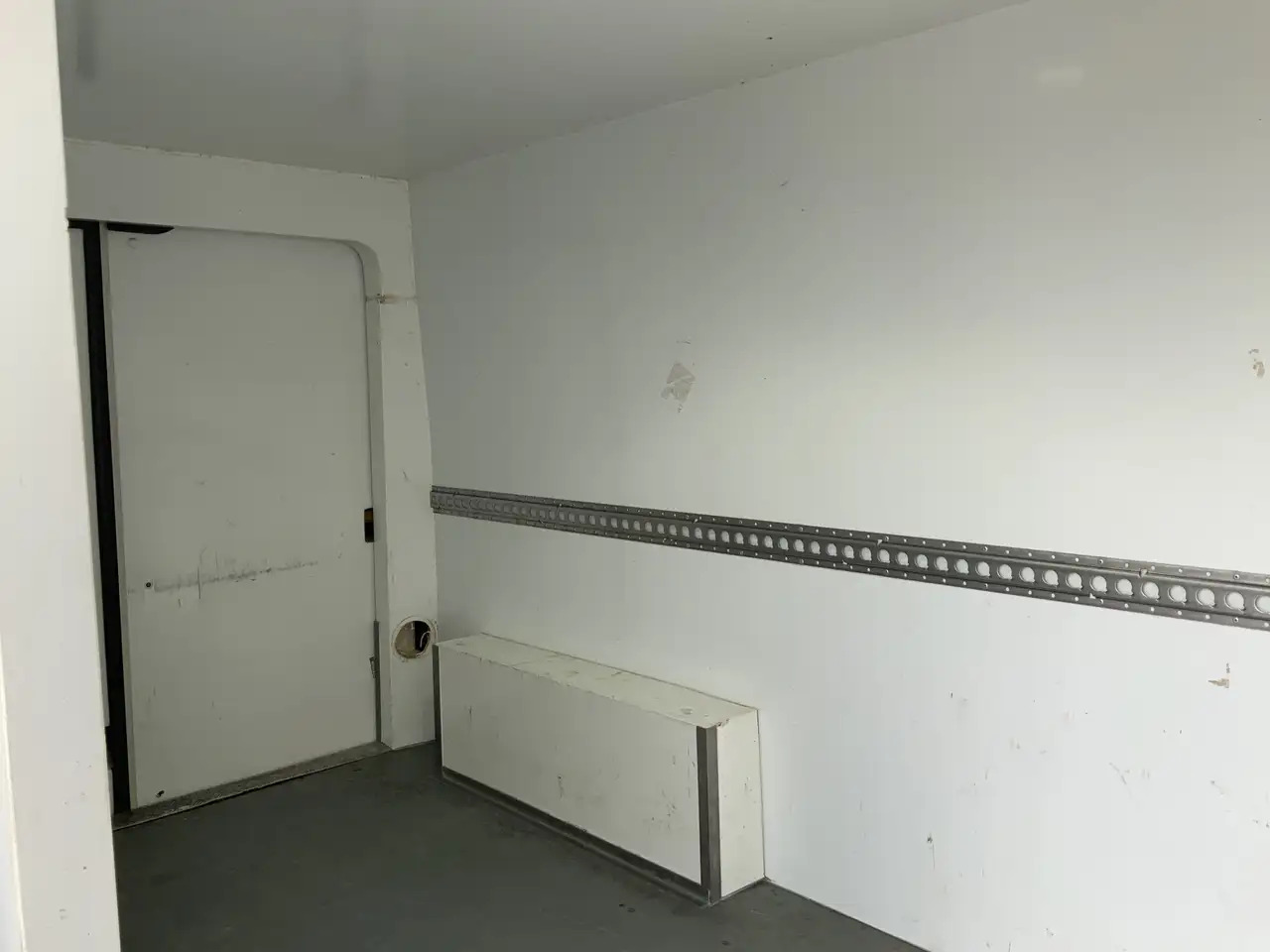 Ford Transit 350 2.0 TDCI L3H2 Trend Koelauto & Vries Automaat - Hladilno vozilo: slika 5 Ford Transit 350 2.0 TDCI L3H2 Trend Koelauto & Vries Automaat - Hladilno vozilo: slika 5