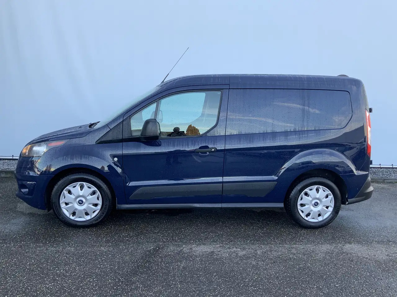 Ford Transit Connect 1.5 TDCI L1 Trend Airco Cruise Trekhaak 1200 kg Ca - Mali kombi: slika 3 Ford Transit Connect 1.5 TDCI L1 Trend Airco Cruise Trekhaak 1200 kg Ca - Mali kombi: slika 3