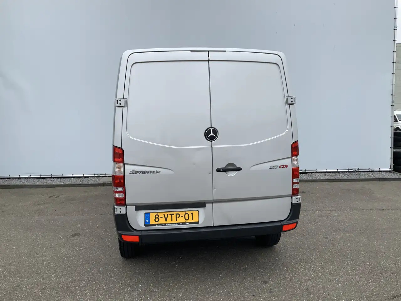 Mercedes-Benz Sprinter 213 2.2 CDI 325 L1H1 Airco Cruise Euro 4 - Furgon: slika 2 Mercedes-Benz Sprinter 213 2.2 CDI 325 L1H1 Airco Cruise Euro 4 - Furgon: slika 2