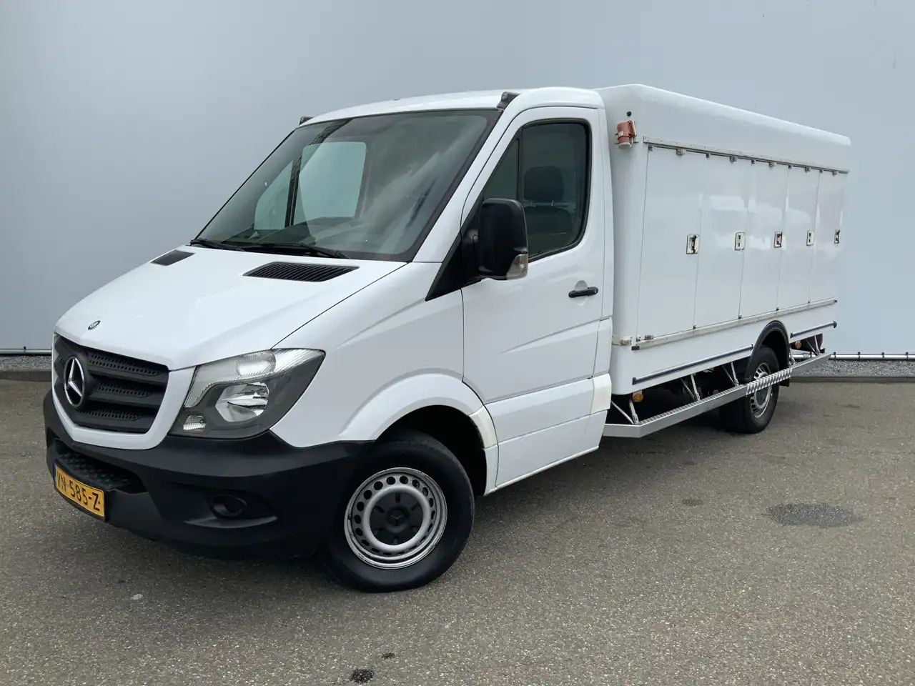 Mercedes-Benz Sprinter 310 2.2 CDI 366 ijswagen 40 gr _0 Deuren 10 Euro 5 - Hladilno vozilo: slika 1 Mercedes-Benz Sprinter 310 2.2 CDI 366 ijswagen 40 gr _0 Deuren 10 Euro 5 - Hladilno vozilo: slika 1