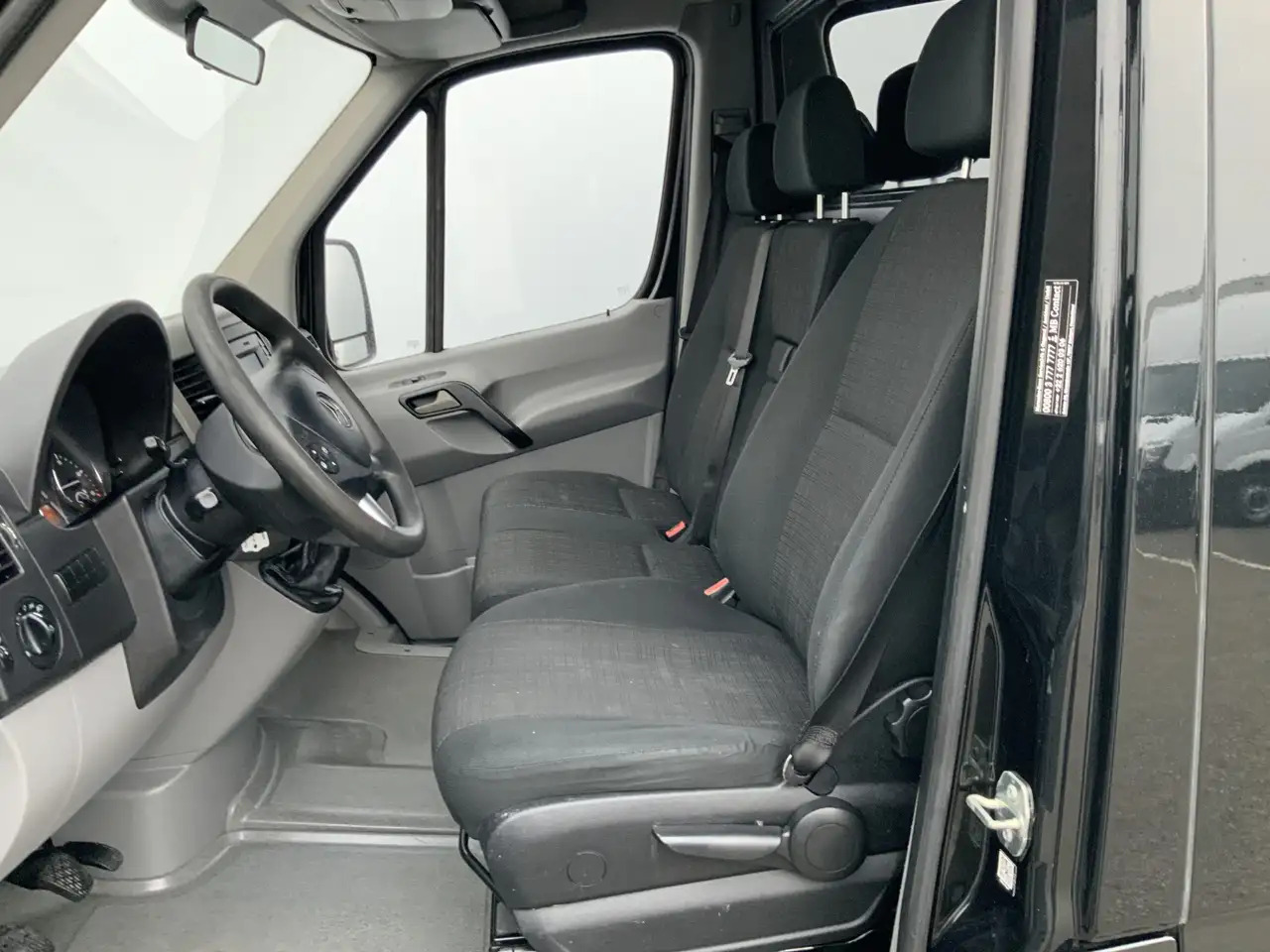 Mercedes-Benz Sprinter 314 2.2 CDI 366 L2H2 Airco 3 Zits Trekhaak 2000 kg - Furgon: slika 4 Mercedes-Benz Sprinter 314 2.2 CDI 366 L2H2 Airco 3 Zits Trekhaak 2000 kg - Furgon: slika 4