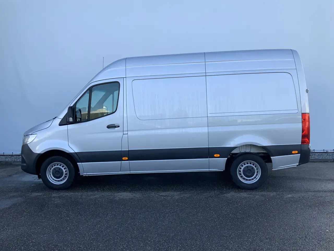 Mercedes-Benz Sprinter 315 1.9 CDI L2H2 Automaat 3 Zits Airco Navi Camera - Furgon: slika 3 Mercedes-Benz Sprinter 315 1.9 CDI L2H2 Automaat 3 Zits Airco Navi Camera - Furgon: slika 3