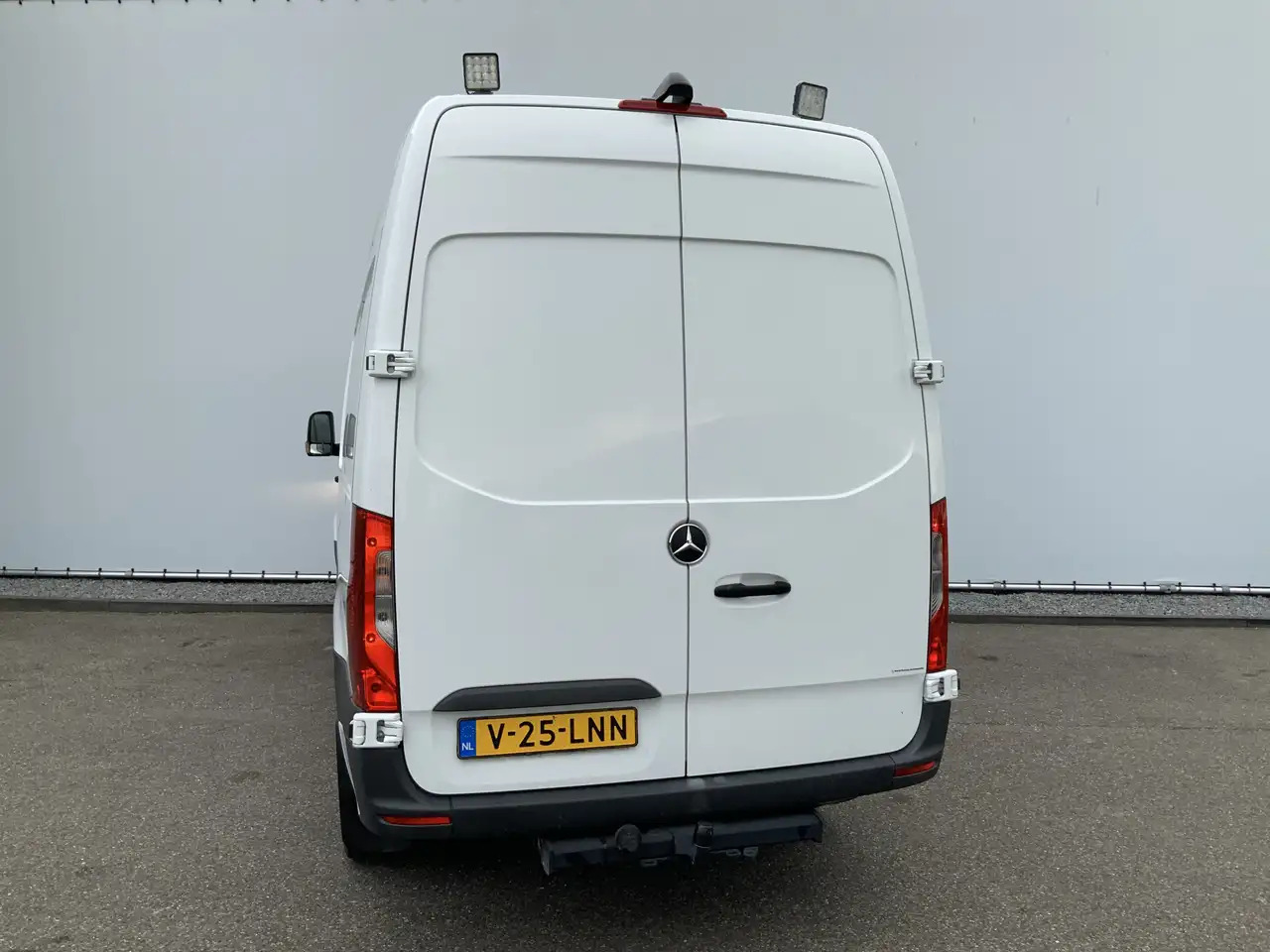 Mercedes-Benz Sprinter 316 2.2 CDI L2H2 Airco Cruise Camera Navi Trekhaak - Furgon: slika 2 Mercedes-Benz Sprinter 316 2.2 CDI L2H2 Airco Cruise Camera Navi Trekhaak - Furgon: slika 2