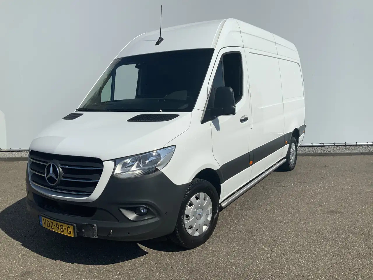 Mercedes-Benz Sprinter 316 2.2 CDI L2H2 DC Automaat Cruise Airco 3 Zits W - Furgon: slika 1 Mercedes-Benz Sprinter 316 2.2 CDI L2H2 DC Automaat Cruise Airco 3 Zits W - Furgon: slika 1