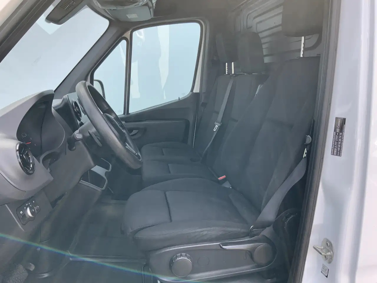 Mercedes-Benz Sprinter 316 2.2 CDI Maxi L3H2 Automaat Airco 3 Zits Navi T - Furgon: slika 4 Mercedes-Benz Sprinter 316 2.2 CDI Maxi L3H2 Automaat Airco 3 Zits Navi T - Furgon: slika 4