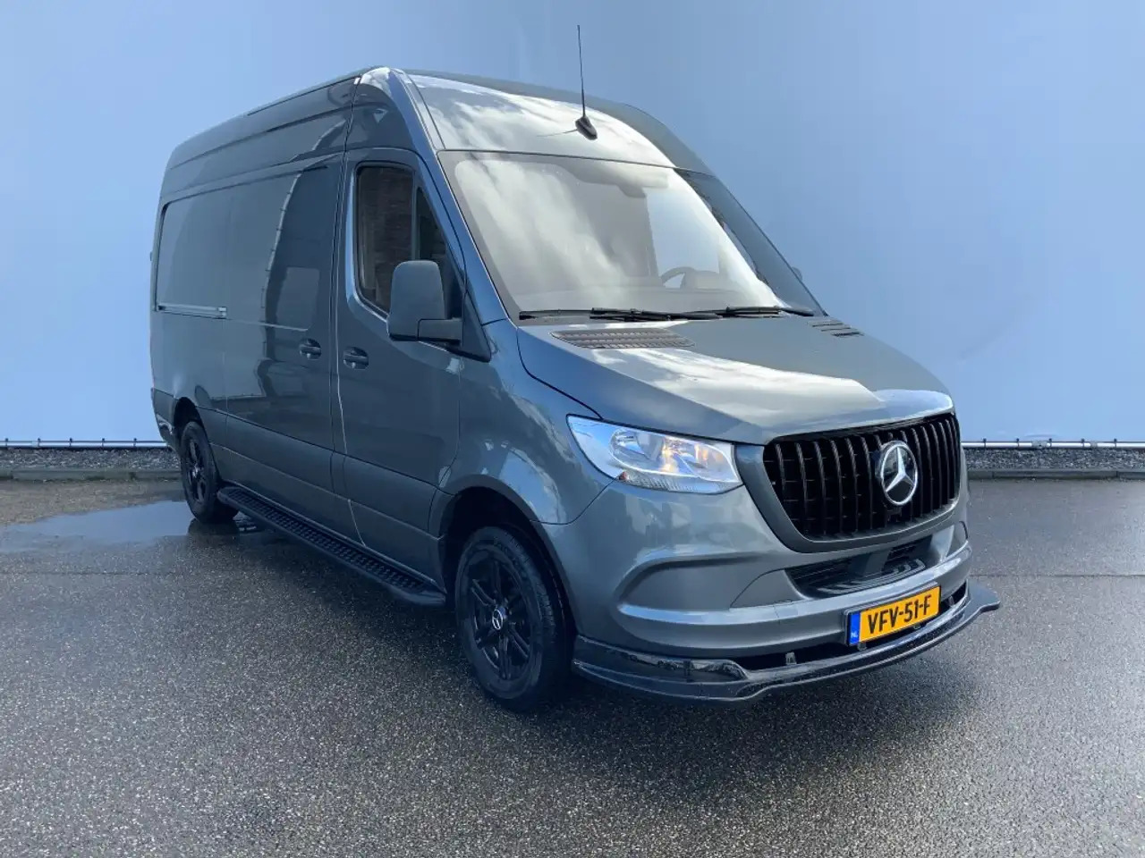 Mercedes-Benz Sprinter 319 3.0 CDI Autom.L2H2 Airco Cruise 3 Zits MBux 10 - Furgon: slika 3 Mercedes-Benz Sprinter 319 3.0 CDI Autom.L2H2 Airco Cruise 3 Zits MBux 10 - Furgon: slika 3