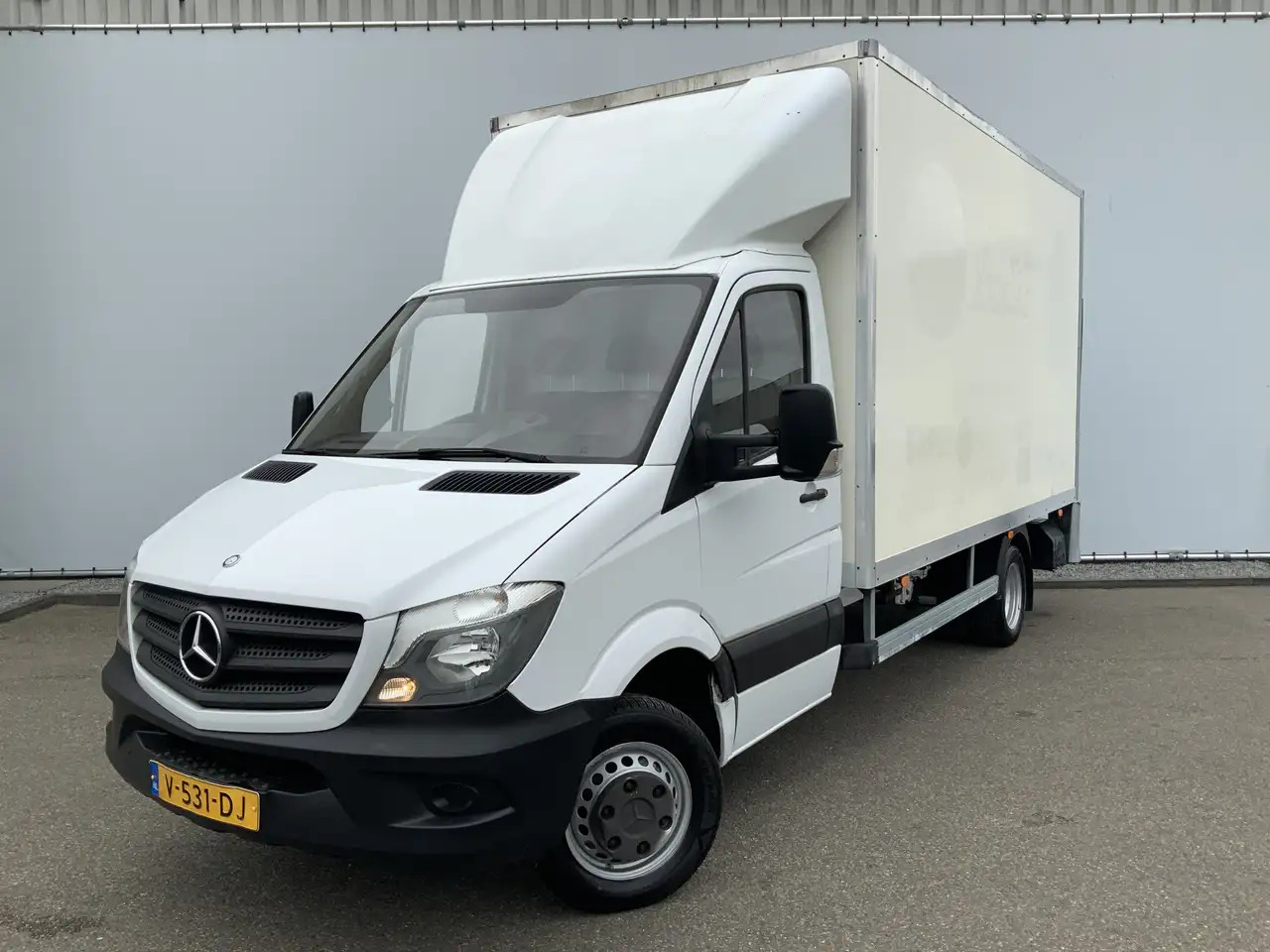 Mercedes-Benz Sprinter 513 2.2 CDI 432 Meubelbak&Lift Zijdeur Cruise 3 Zi - Dostavno vozilo z zabojnikom: slika 1 Mercedes-Benz Sprinter 513 2.2 CDI 432 Meubelbak&Lift Zijdeur Cruise 3 Zi - Dostavno vozilo z zabojnikom: slika 1
