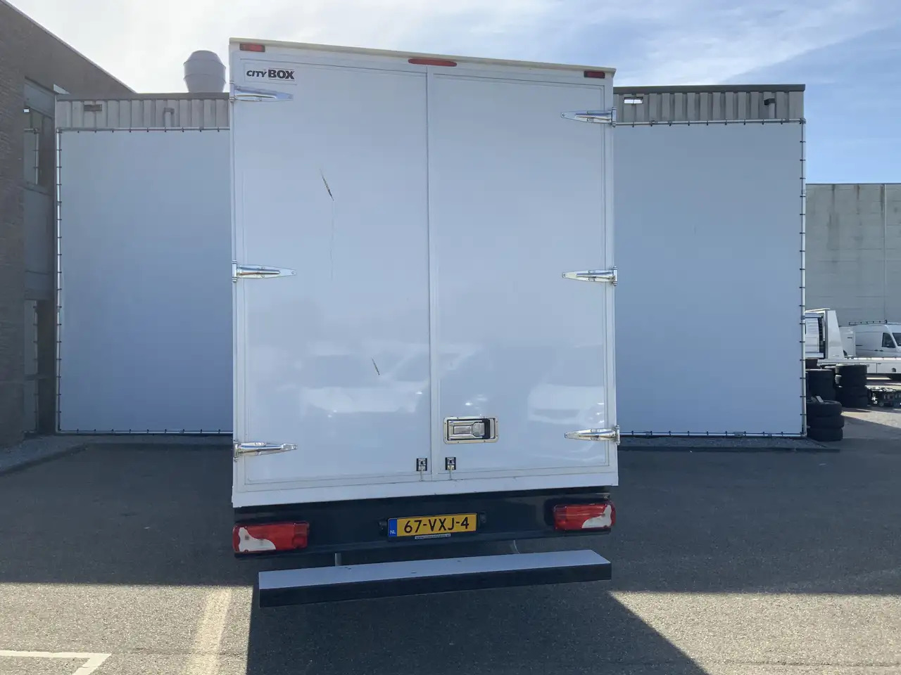 Mercedes-Benz Sprinter 515 2.2 CDI 432 Meubelbak 5,10 MTR.&Deuren Airco 3 - Dostavno vozilo z zabojnikom: slika 2 Mercedes-Benz Sprinter 515 2.2 CDI 432 Meubelbak 5,10 MTR.&Deuren Airco 3 - Dostavno vozilo z zabojnikom: slika 2