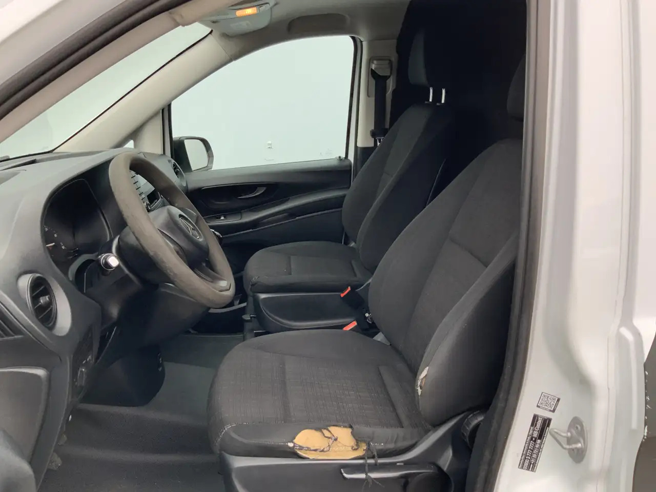 Mercedes-Benz Vito 111 CDI Functional Airco Trekhaak 2000 kg (Schades - Furgon: slika 4 Mercedes-Benz Vito 111 CDI Functional Airco Trekhaak 2000 kg (Schades - Furgon: slika 4