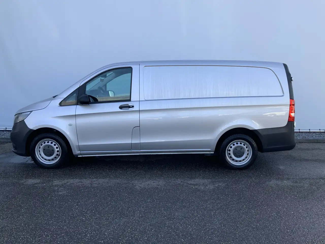 Mercedes-Benz Vito 114 CDI Airco Cruise Euro 5 - Furgon: slika 2 Mercedes-Benz Vito 114 CDI Airco Cruise Euro 5 - Furgon: slika 2