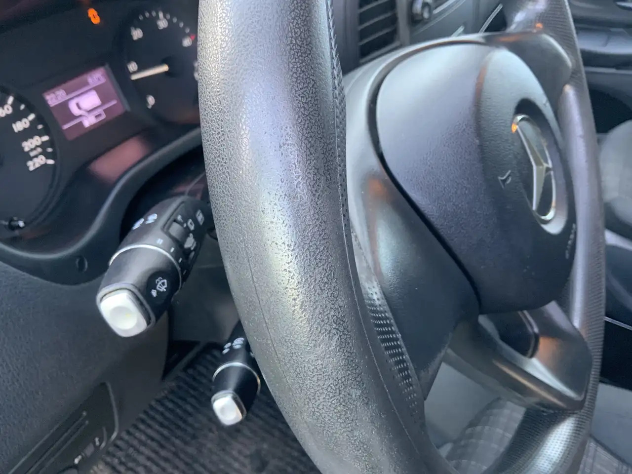 Mercedes-Benz Vito 114 CDI Airco Cruise Euro 5 - Furgon: slika 4 Mercedes-Benz Vito 114 CDI Airco Cruise Euro 5 - Furgon: slika 4