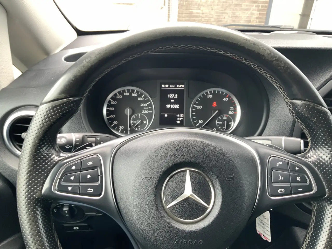 Mercedes-Benz Vito 116 CDI Lang Automaat Airco Cruise Camera Trekhaak - Furgon: slika 4 Mercedes-Benz Vito 116 CDI Lang Automaat Airco Cruise Camera Trekhaak - Furgon: slika 4