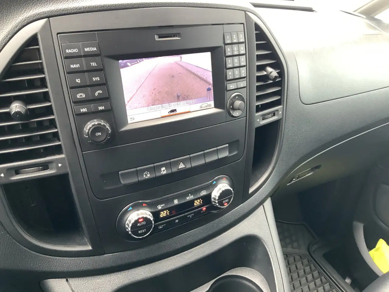 Mercedes-Benz Vito 116 CDI Lang Automaat Airco Cruise Camera Trekhaak - Mali kombi: slika 3 Mercedes-Benz Vito 116 CDI Lang Automaat Airco Cruise Camera Trekhaak - Mali kombi: slika 3