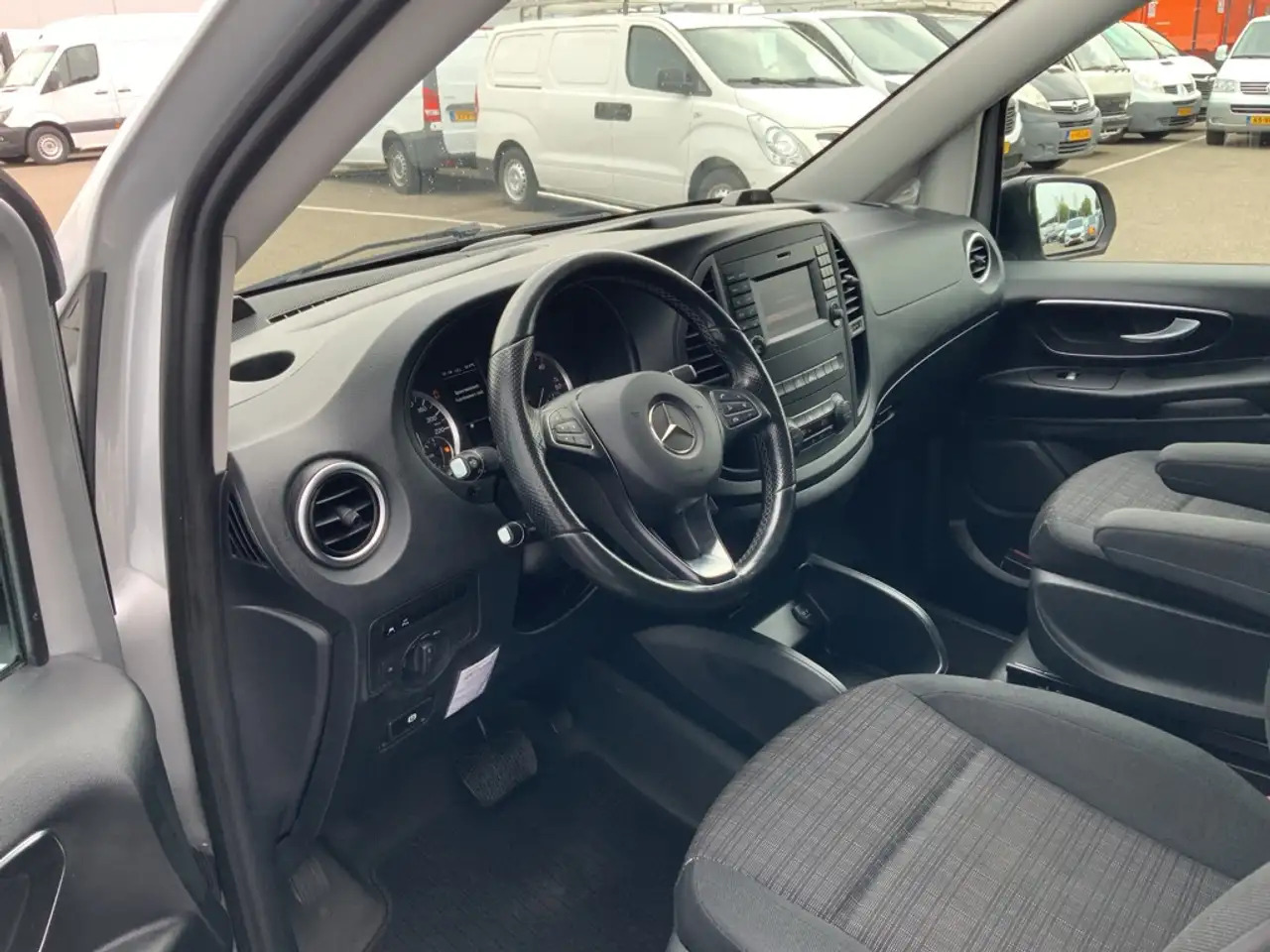 Furgon Mercedes-Benz Vito 119 CDI Lang Automaat Airco Cruise Trekhaak 2500 k: slika 8
