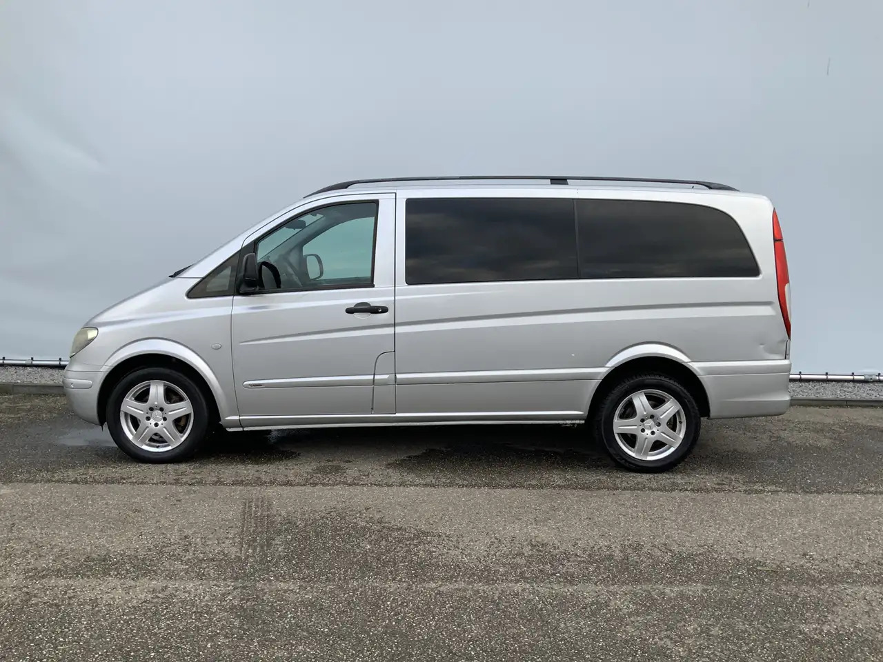 Mercedes-Benz Vito 120 CDI 3.0 V6 Dubb.Cab Autom. 5 Zits Airco Alu Ve - Dostavno vozilo z dvojno kabino: slika 4 Mercedes-Benz Vito 120 CDI 3.0 V6 Dubb.Cab Autom. 5 Zits Airco Alu Ve - Dostavno vozilo z dvojno kabino: slika 4