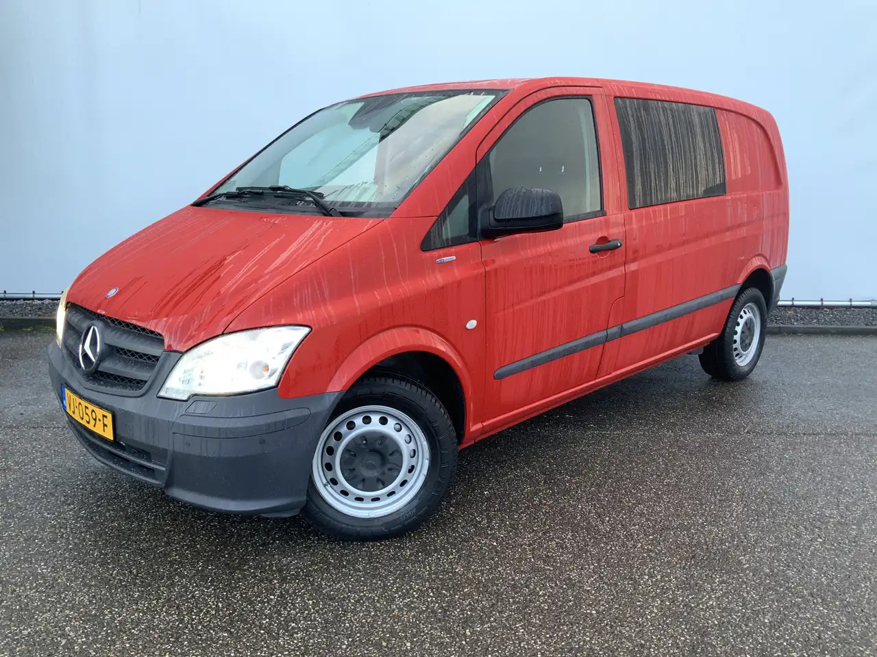 Mercedes-Benz Vito 122 CDI 320 Automaat Airco 2 Zits Leer Trekhaak 20 - Furgon: slika 1 Mercedes-Benz Vito 122 CDI 320 Automaat Airco 2 Zits Leer Trekhaak 20 - Furgon: slika 1