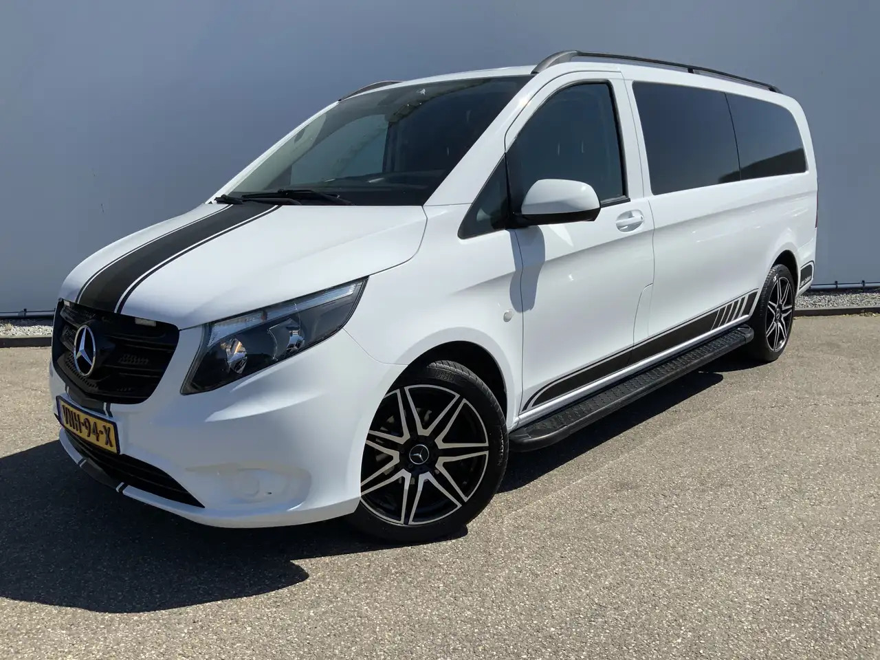 Mercedes-Benz Vito Tourer XL 114 CDI Autom. Airco Cruise Camera Alu V - Furgon: slika 1 Mercedes-Benz Vito Tourer XL 114 CDI Autom. Airco Cruise Camera Alu V - Furgon: slika 1
