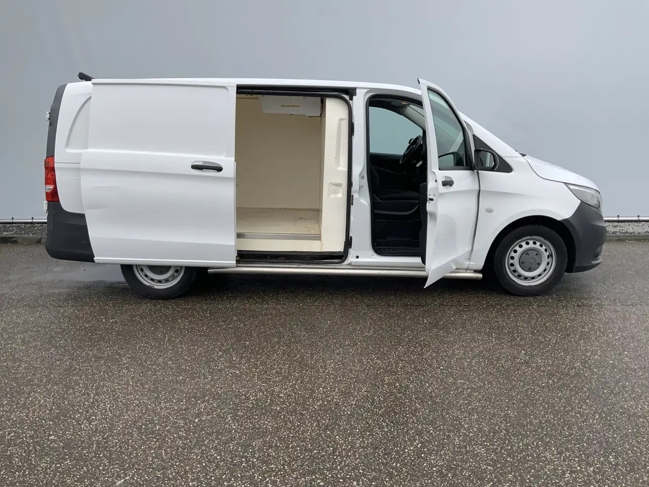 Mercedes-Benz Vito koeling konvekta Koelauto 111 CDI Functional Lang - Hladilno vozilo: slika 4 Mercedes-Benz Vito koeling konvekta Koelauto 111 CDI Functional Lang - Hladilno vozilo: slika 4