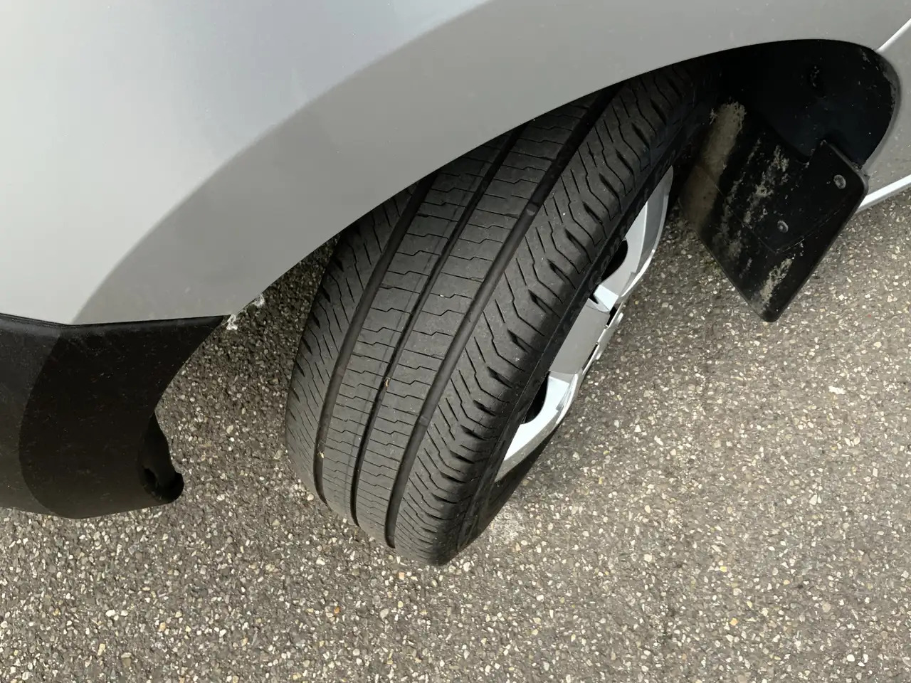 Furgon Nissan Interstar 2.3 dCi L2H2 Acenta Airco Cruise 3 Zits Camera Nav: slika 21 Furgon Nissan Interstar 2.3 dCi L2H2 Acenta Airco Cruise 3 Zits Camera Nav: slika 21