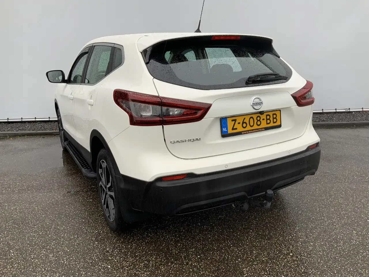 Nissan Qashqai 1.3 DIG-T Visia A SUV Airco Cruise Groot Scherm Na - SUV: slika 3 Nissan Qashqai 1.3 DIG-T Visia A SUV Airco Cruise Groot Scherm Na - SUV: slika 3