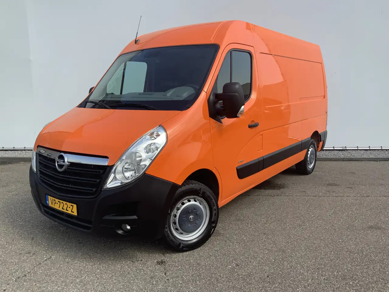 Opel Movano 2.3 CDTI L2H3 Airco Cruise 3 Zits Trekhaak 2500 kg - Furgon: slika 1 Opel Movano 2.3 CDTI L2H3 Airco Cruise 3 Zits Trekhaak 2500 kg - Furgon: slika 1