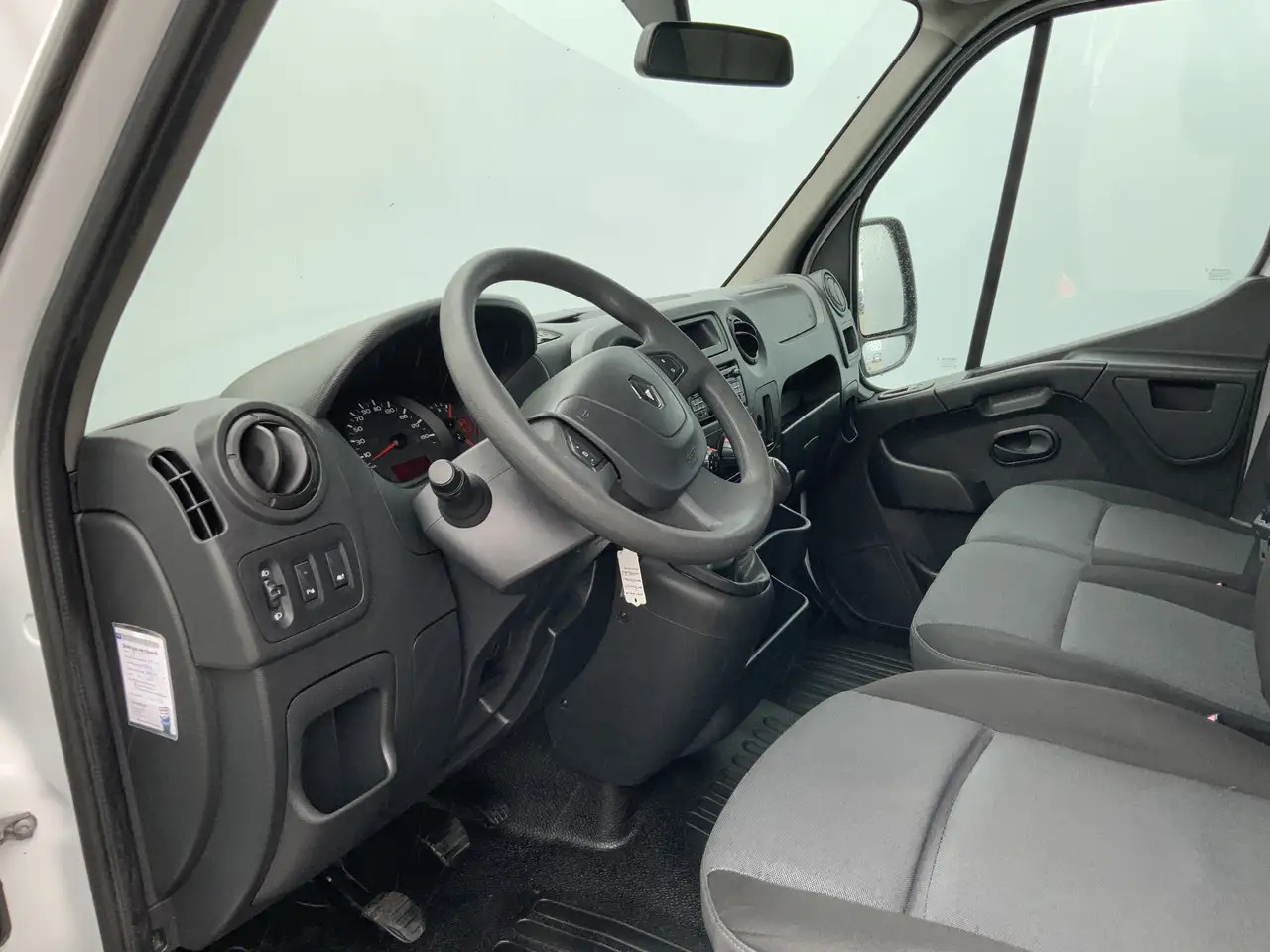 Renault Master T35 2.3 dCi L3H3 Maxi Airco Cruise 3 Zts Camera Eu - Furgon: slika 5 Renault Master T35 2.3 dCi L3H3 Maxi Airco Cruise 3 Zts Camera Eu - Furgon: slika 5