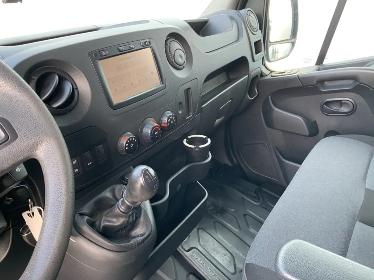 Furgon Renault Master T35 2.3 dCi L3H3 Maxi Airco Cruise Navi Side Bar E: slika 10