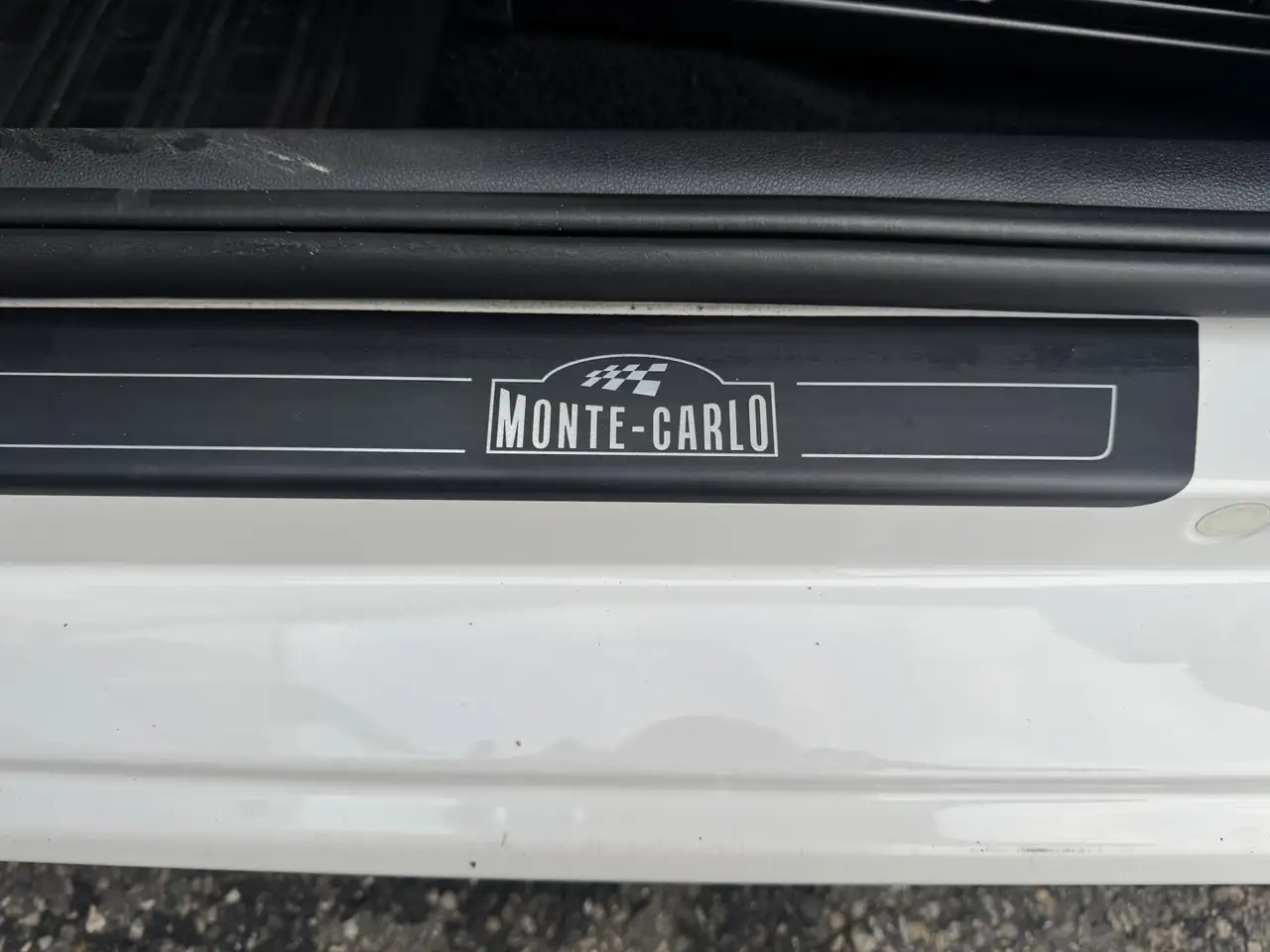 Skoda Citigo 1.0 Greentech Style Monte-Carlo Airco, Panoramadak - Kombilimuzina: slika 4 Skoda Citigo 1.0 Greentech Style Monte-Carlo Airco, Panoramadak - Kombilimuzina: slika 4