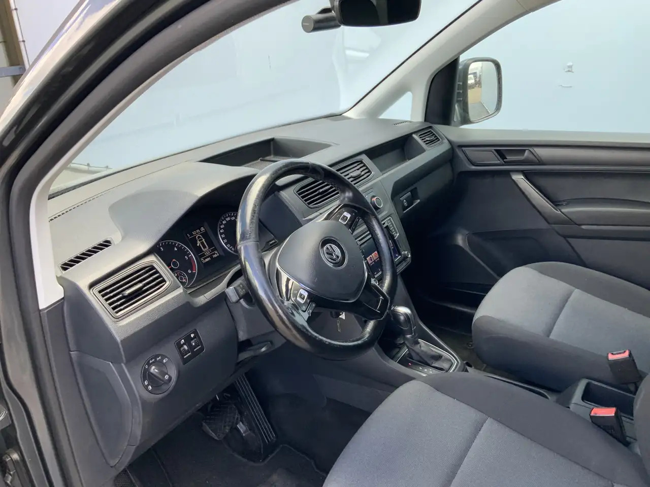 Volkswagen Caddy 2.0 TDI L1H1 BMT Highline Automaat Cruise Navi Alu - Mali kombi: slika 5 Volkswagen Caddy 2.0 TDI L1H1 BMT Highline Automaat Cruise Navi Alu - Mali kombi: slika 5