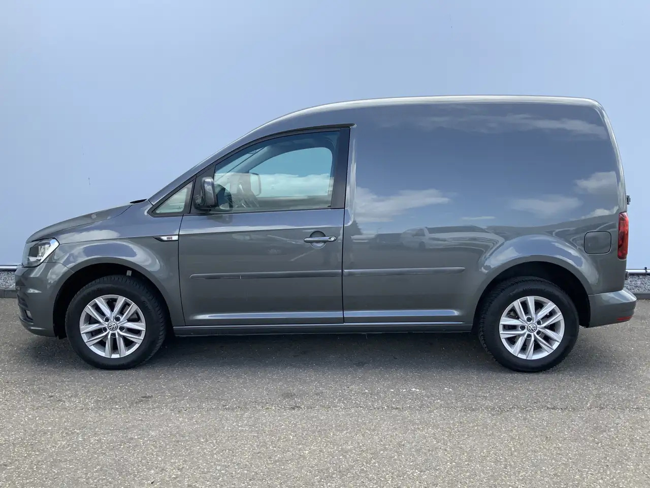 Volkswagen Caddy 2.0 TDI L1H1 BMT Highline Automaat Cruise Navi Alu - Mali kombi: slika 3 Volkswagen Caddy 2.0 TDI L1H1 BMT Highline Automaat Cruise Navi Alu - Mali kombi: slika 3