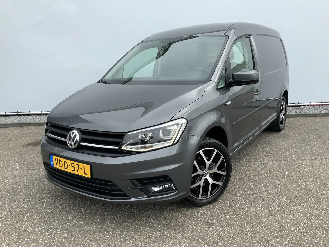 Volkswagen Caddy 2.0 TDI L2H1 AUTOMAAT BMT Maxi Exclusive Edition A - Mali kombi: slika 1 Volkswagen Caddy 2.0 TDI L2H1 AUTOMAAT BMT Maxi Exclusive Edition A - Mali kombi: slika 1