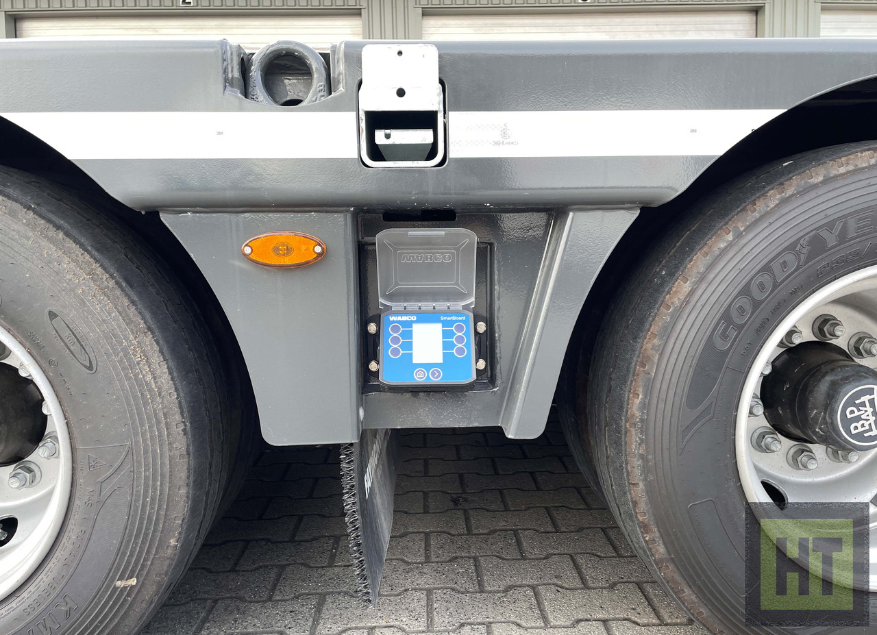 Faymonville 4-(2+2)-Achs-Tele-Semi m. Radmulden u. Rampen - Nizko noseča polprikolica: slika 5 Faymonville 4-(2+2)-Achs-Tele-Semi m. Radmulden u. Rampen - Nizko noseča polprikolica: slika 5