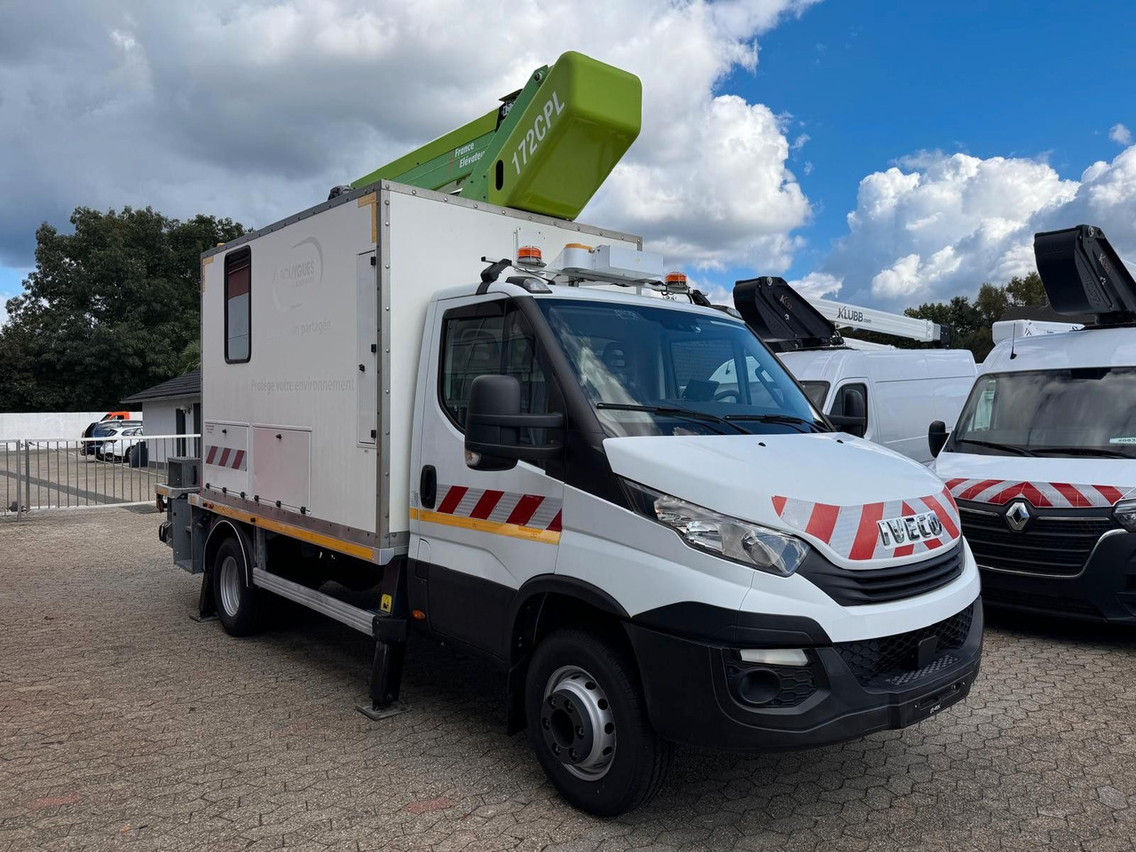 Iveco 70C18 Hubarbeitsbühne France Elevateur 172 CPL - Dvižna ploščad montirana na tovornjak: slika 3 Iveco 70C18 Hubarbeitsbühne France Elevateur 172 CPL - Dvižna ploščad montirana na tovornjak: slika 3