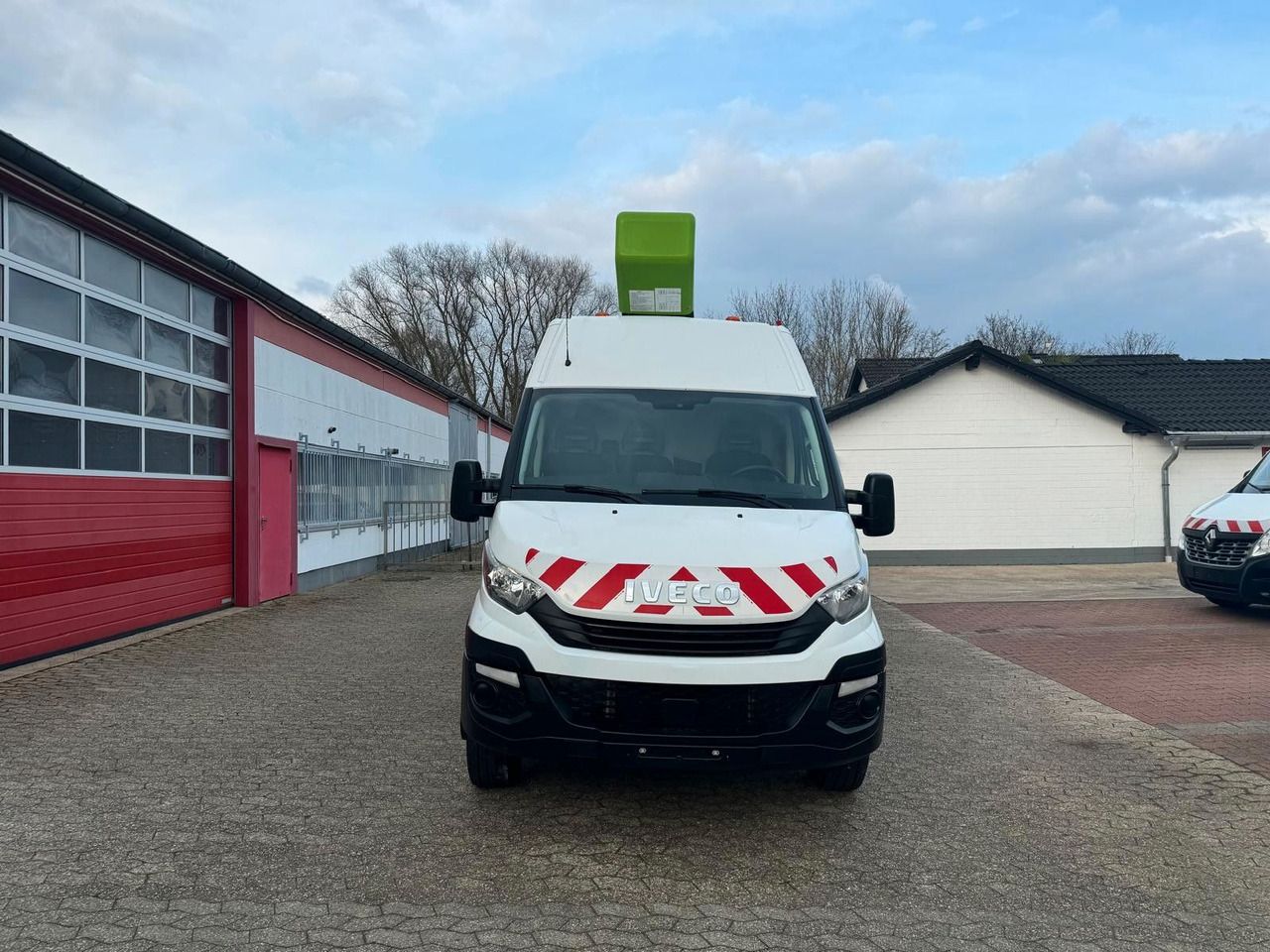 Iveco Daily 70C15 Steiger France Elevateur 172 TPFcc - Dvižna ploščad montirana na tovornjak: slika 2 Iveco Daily 70C15 Steiger France Elevateur 172 TPFcc - Dvižna ploščad montirana na tovornjak: slika 2