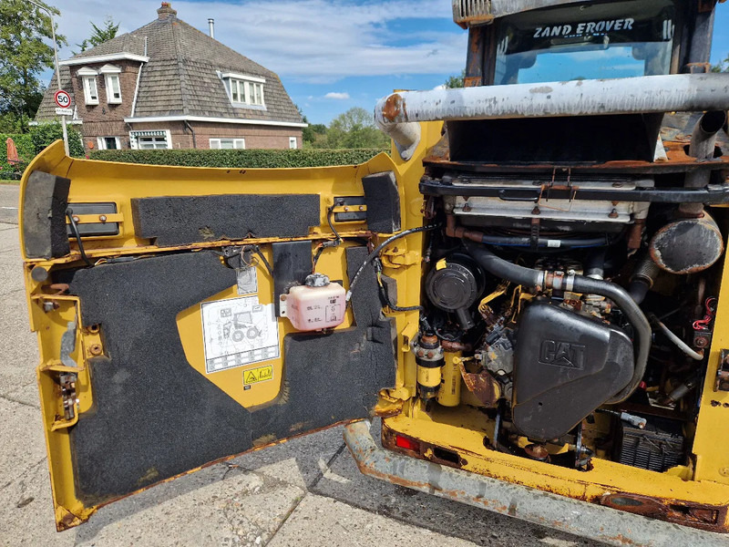 Caterpillar 216B3 schranklader met 1191 uur - Mini nakladalec: slika 5 Caterpillar 216B3 schranklader met 1191 uur - Mini nakladalec: slika 5