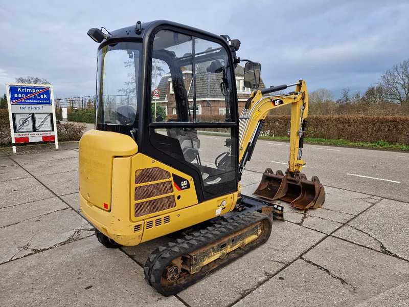 Caterpillar 301.7D with low hours! - Mini bager: slika 4 Caterpillar 301.7D with low hours! - Mini bager: slika 4